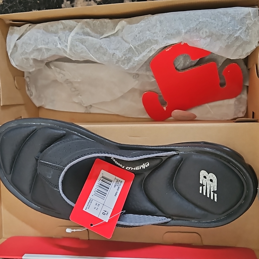 New balance sandal black